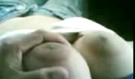 بلوند سکسی دوبله فیلم پورن به نوبه خود به دو وانت داد