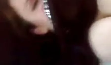قبل از خواب سه دختر دوست داشتنی در کلیپ سکس فارسی لباس خواب بکشد
