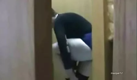 یک زن سینمایی سکسی دوبله فارسی و شوهر فیلم آماتور از لعنتی خود را ضبط کردند